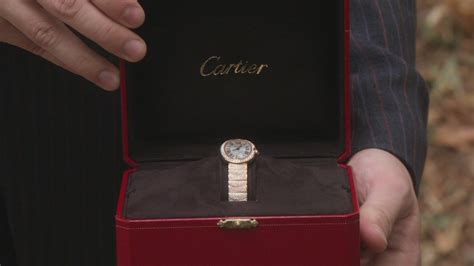 gossip girl cartier watch|cartier baignoire watch.